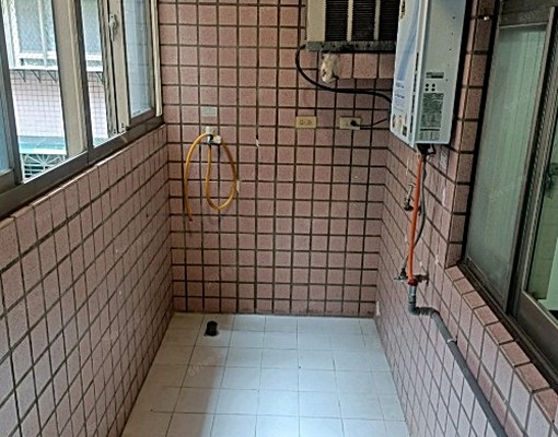 金城路3段⭐立德路口⭐屈臣氏樓上✅電梯3房2衛 - Image 5