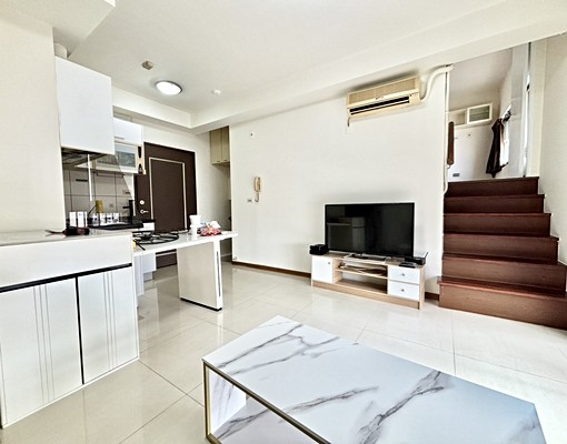 可租補戶籍▶車位另租▶稀有樓中樓雙衛浴▶近豐樂公園/秀泰 - Image 1