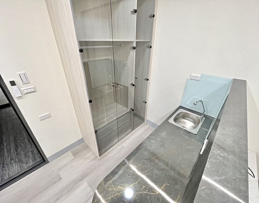 愛買水湳店🔥雙租補😸可貓🔥豪華系統櫃✨類1房1廳✨陽台 - Image 9