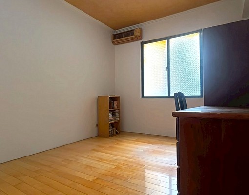 巨城旁5房透天平面車位 - Image 12