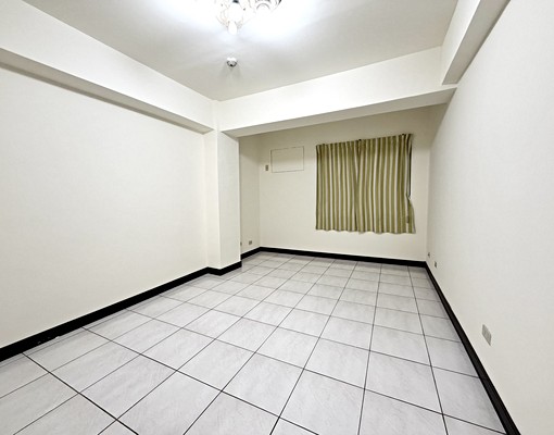 近安平老街🚅電梯華廈重新整理2房空屋出租🚅附近機能佳 - Image 5