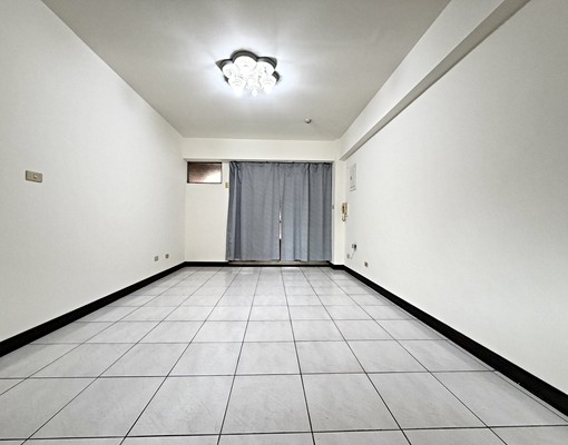 近安平老街🚅電梯華廈重新整理2房空屋出租🚅附近機能佳 - Image 2