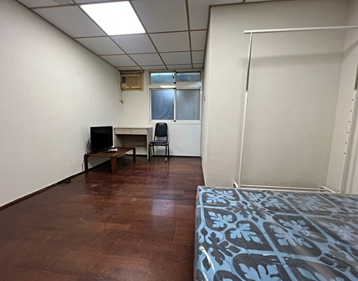 可租補板橋五權公園/通風採光佳/有多間選擇 - Image 2