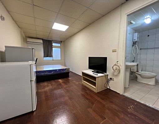 🏠獨家多選!板橋五權公園🔥套房可租補✨通風採光佳! - Image 4