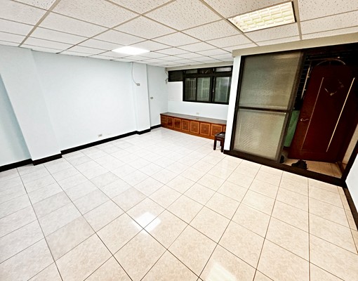 近捷運三重國小【超值3房2衛】可補助★雙陽台★房皆有窗 - Image 1