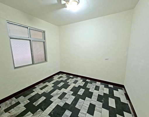 租桃園中路區翻新二樓公寓.前後大陽台,全新不鏽鋼鐵窗 - Image 10