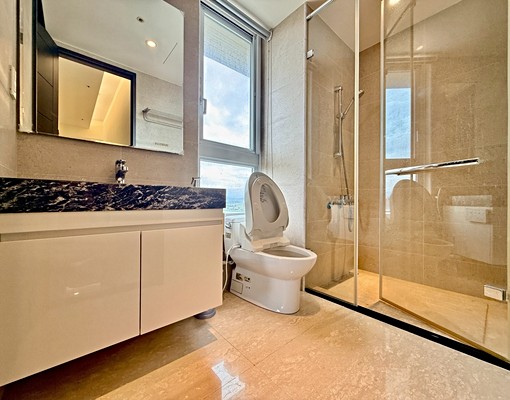 烏日地標✨星級公設✨推桿練習場✨精裝三改二✨雙套房✨豪華衛浴 - Image 12