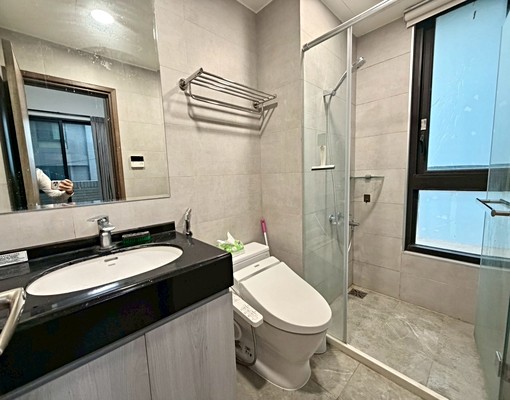 近東海商圈|三房平車|大露台戶 - Image 8