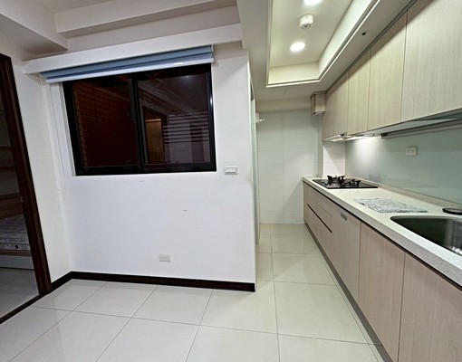 搶手~經國特區✿竹城表參道2房平面車位✿ - Image 4