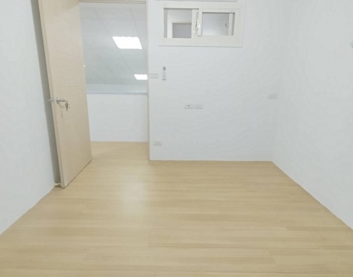 近醒吾科大工二工業區，全室粉刷冷氣清潔，免費的水費網路第四台 - Image 15