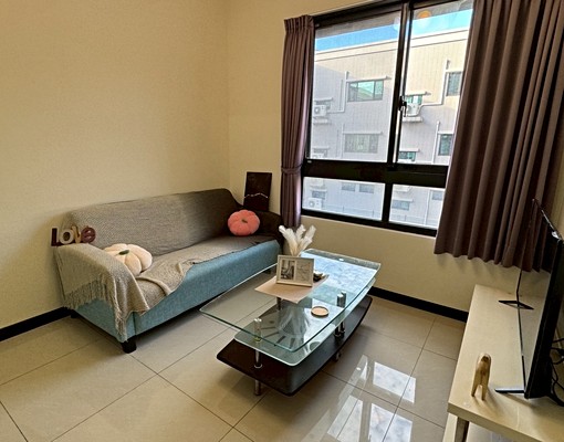 稀有釋出!天悅社區亮眼兩房,含車位真的超值! - Image 2