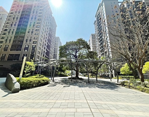 家樂福商圈稀有麗江家家精美裝潢兩房 - Image 12