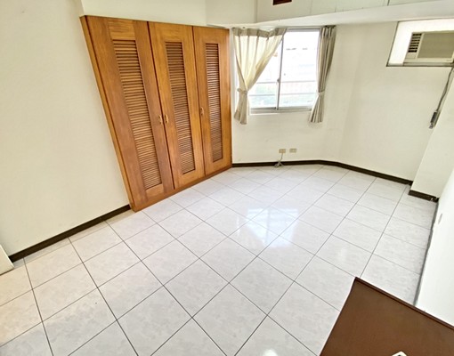 惠文學區⁂公益路上最後1間★可租補★兩房兩衛 - Image 9