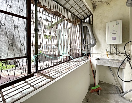 後山埤站|正忠孝東路燙金門牌|有人潮|生活機能佳 - Image 13