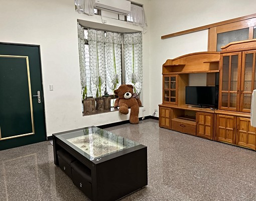 虎科大旁中華特區民宿風住家出租 - Image 1