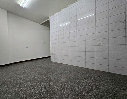 外包廠必租|辦公室首選|店住合一|空間方正|可神明|近國道 - Image 3