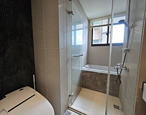 【阿曼W】⭐巨蛋生活圈⭐正兩房車位⭐拎包入住⭐可租補 - Image 13