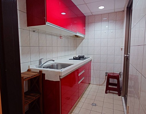 近紅樹林/聖塔路琪亞夢幻區~傢俱電全亮麗3房車~可租補 - Image 2