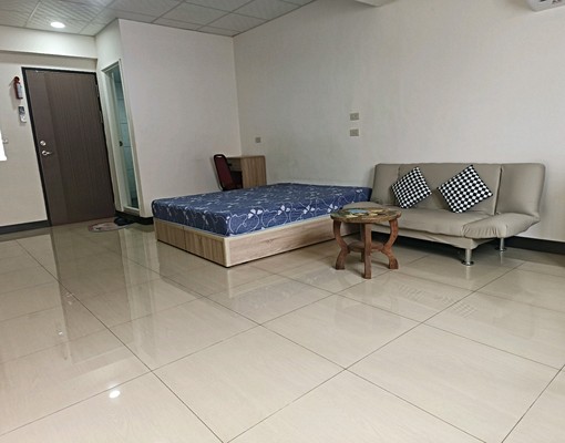 生活機能佳,近公園好停車,可辦租屋補助 - Image 1