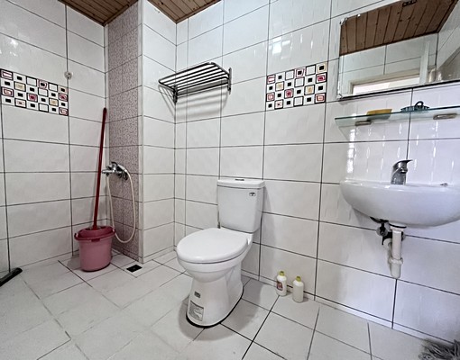 ~~與南紡購物中心平實公園為鄰健身套房(可租補)~~ - Image 5