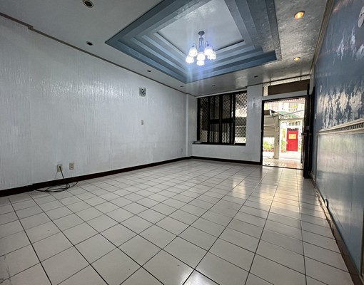 復興國小傳統車庫透天 - Image 3