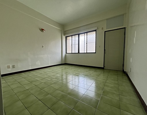 復興國小傳統車庫透天 - Image 6