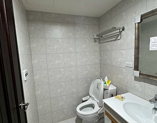 全新交屋、溫馨二房、含車含管、適合小家庭~ - Image 5