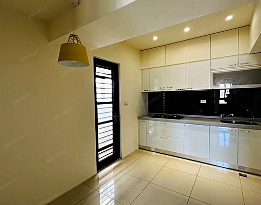 【仲介勿擾】縣府特區,挑高夾層,四房三衛,優質住宅 - Image 3