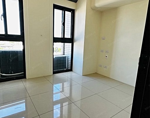 【仲介勿擾】縣府特區,挑高夾層,四房三衛,優質住宅 - Image 6