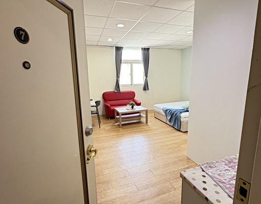 近朝陽修平大學塗城及成功商圈獨洗獨曬 - Image 1