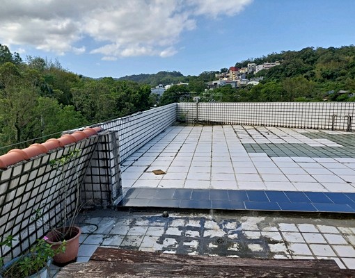 中正路透天3大房+車位我有附傢俱(出外人最方便) - Image 14