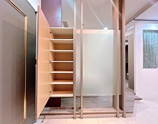 桃園藝文|歐風簡約大套房全套傢俱|含車位含管理費 - Image 9