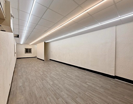 板橋板新🏘️租補報稅✅門口可停車🚗可營登🔥整棟出租 - Image 3