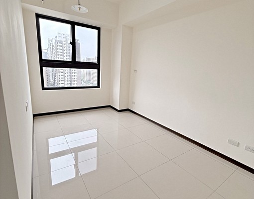 尊信社宅|興仁夜市旁|城中大璽大三房|免仲可租補景觀精品宅3 - Image 6