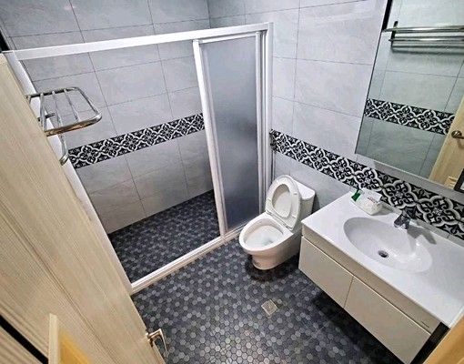 梅花莊套房出租(全整新套房)交通便利 - Image 7