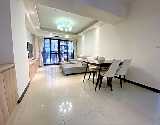 內新商圈輕屋齡裝全配大三房附休旅車位 - Image 2