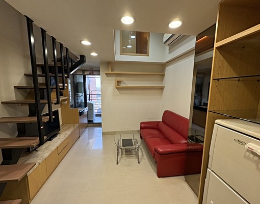 近東門街中央路護城河火車站前1+1房 - Image 4