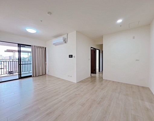 全新空屋大陽台大三房|乾溼分離|可租補|配平面車位 - Image 1