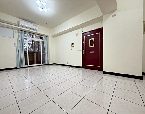 【可租補入戶籍】近捷運電梯明亮三房 - Image 3