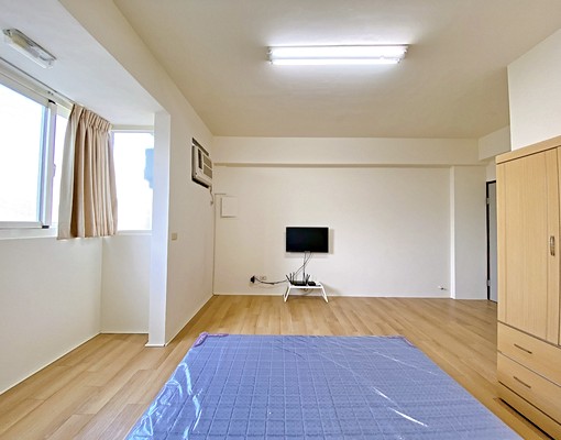 學府路套房禁菸禁寵2 - Image 1