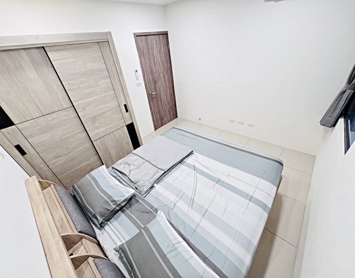 大兩房可租補▶公設超多▶系統櫃收納▶電動沙發 - Image 7