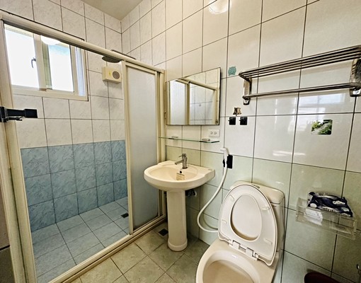 🌸小花租賃🌸3間大套房｜免費超大停車場｜到美光8分鐘 - Image 11