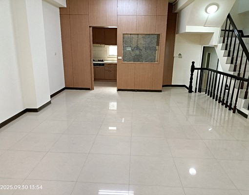 大套房及店面 - Image 12