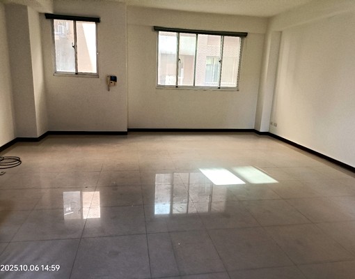 大套房及店面 - Image 15