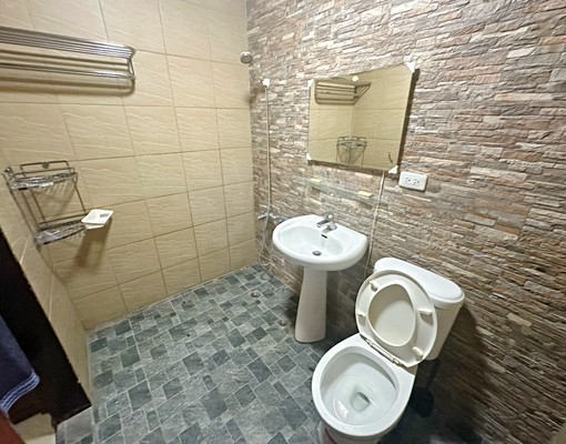 滐推~龍安商圈湖景大3房近愛買.可租補、寵物 - Image 13