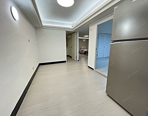 世貿101，電梯，新整理，台水電，可報稅租補，收垃圾 - Image 6