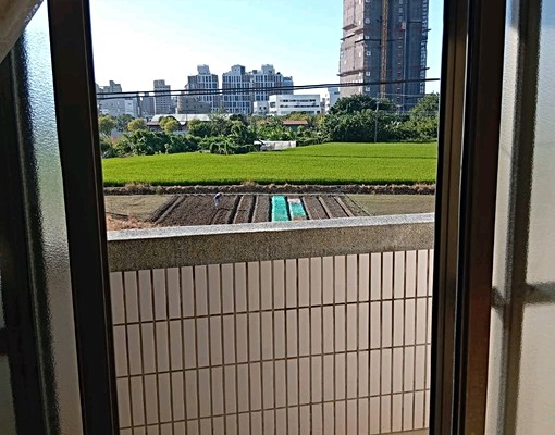 可租補.10坪大套房(包熱水.網路.第四台) - Image 9