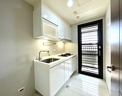 [西屯區]赫里翁傳奇高樓｜七期視野SRC小豪宅｜三房平面車位 - Image 9