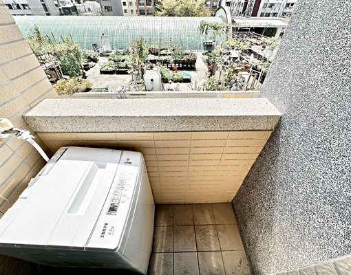 秒殺!可租補可寵陽台獨洗曬電梯大1房 - Image 6