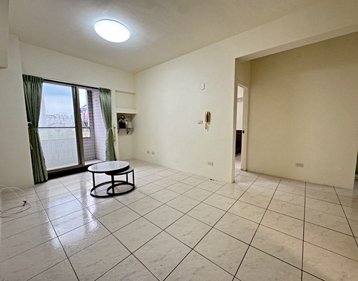 高鐵榮總商圈學區明亮大2房+車位 - Image 1